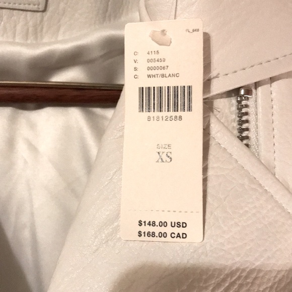 Christmas gift alert!! NWT white biker style faux leather jacket - Picture 10 of 15